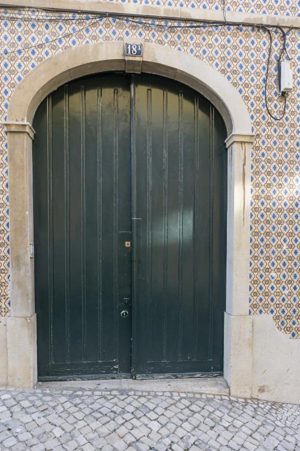 Large & Relaxing Loft In Alfama Apartment Lisbon Luaran gambar